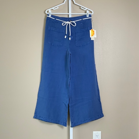 C&C California Colette Cropped Wide-Leg Tie Waist Linen Pants - Picture 1 of 16